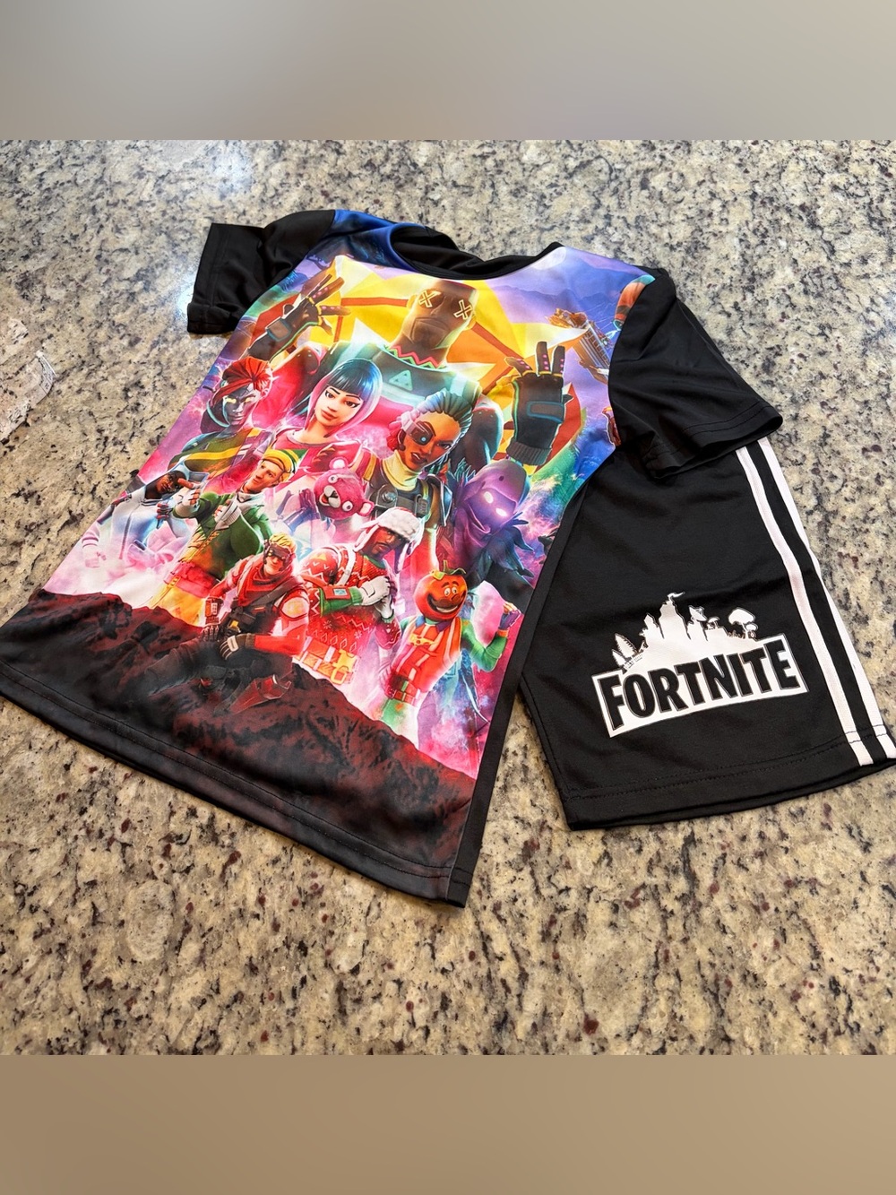 Fortnite kids set with graphic of multiple Fortnite characters